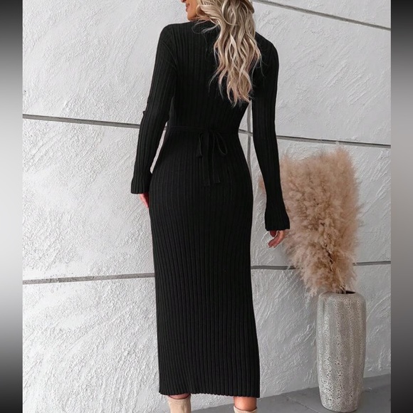 Classic Ribbed Knit Fitted V Neck Long Sleeve Dress Burgundy - Picture 4 of 16